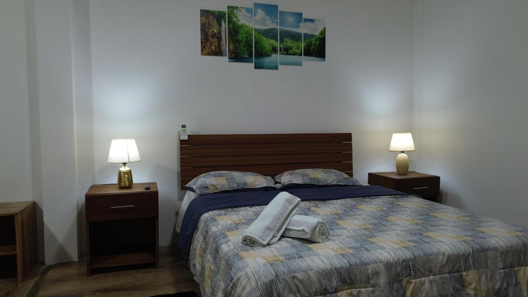 - La Casa De Eros Homestay *